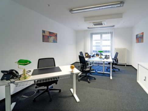 Office: Fuenf Hoefe, 8th Floor, Munich, 80333