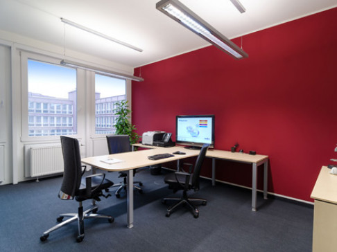 Office: Neue Messe Riem, Kronstadter Str, Munich, 81677