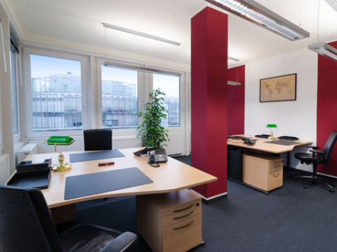 Office: Neue Messe Riem, Kronstadter Str, Munich, 81677