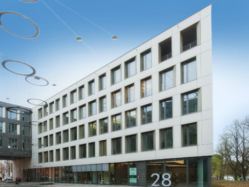 Office: Theresienhoehe, 1st Floor, Munich, 80339