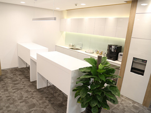 Office: Yangyang Spring, 15/F, Tower 1, Yangyang Spring Investment Building, Nanchang, 330019