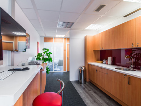 Office: Esplanade, Rue des trois fontanot, Nanterre, 92000