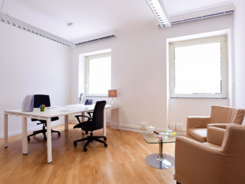 Office: Municipio, Via San Giacomo 32, Naples, 80133