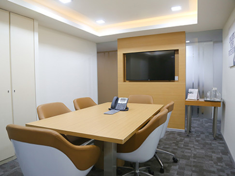 Office: Incube, 5th floor Punj Essen House, New Delhi, 110 019