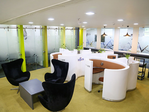 Office: Red Fort Capital Parsvnath Towers, New Delhi, 110001