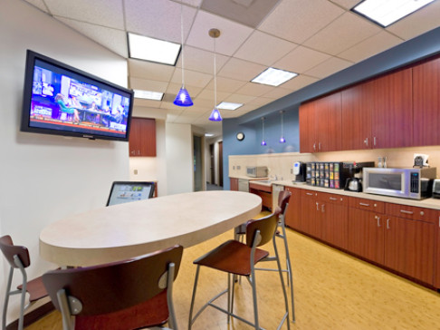 Office: New Jersey, Forrestal Village, Princeton, NJ 8540