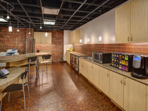 Office: New York, New York City - Broadway Times Square, 1501 Broadway, Manhattan, NY 10036-5601