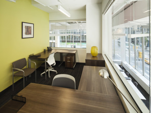 Office: New York, New York - Third Avenue, 747 Third Avenue, Manhattan, NY 10017