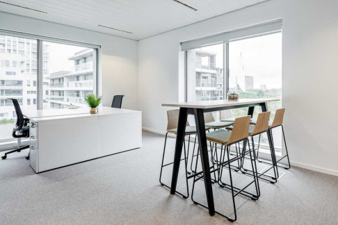 Office: Michel De Braeystraat 52, Antwerp, 2000
