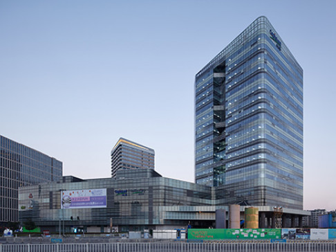 Office: Raffles City, 8 F, Raffles City, Ningbo, 315020