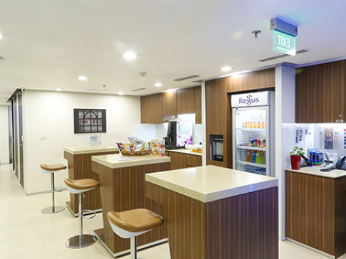 Office: Sec 62, Green Boulevard, Noida