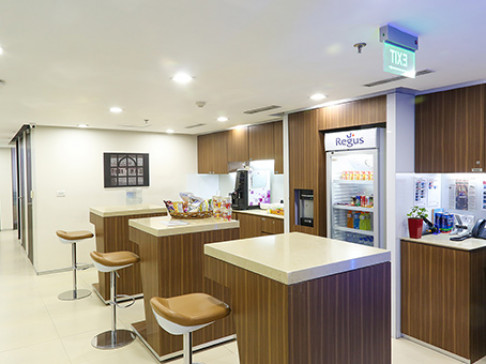 Office: Sec 62, Green Boulevard, Noida