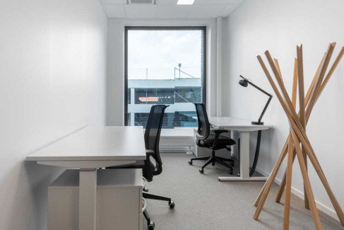 Office: Nordenski&ouml;ldsgatan 11 A, Malmo, 211 19