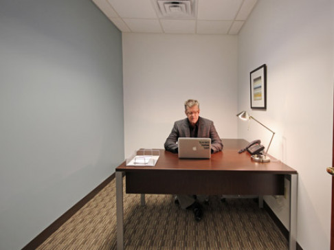 Office: North Carolina, Regency Office Suites Plus, 2500 Regency Parkway, Cary, NC 27518