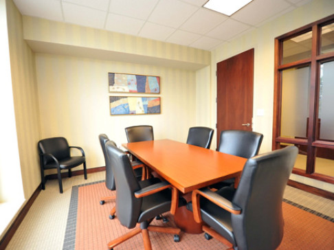 Office: North Carolina, Southpark Fairview Office Suites Plus, 5960 Fairview Road, Charlotte, NC 28210