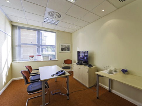 Office: Nottingham East Midlands Airport, Herald Way, Castle Donington, DE74 2TZ