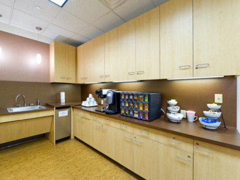 Office: Ohio, 6100 Oak Tree Boulevard, Independence, OH 44131