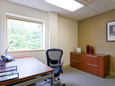 Office: Ohio, Toledo - Arrowhead Park of, 1690 Woodlands Drive, Maumee, OH 43537