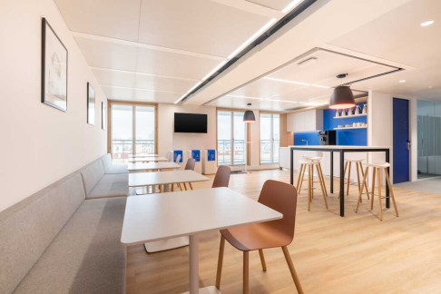 Office: 28-34 rue Ch&acirc;teau des Rentiers, Paris, 75013