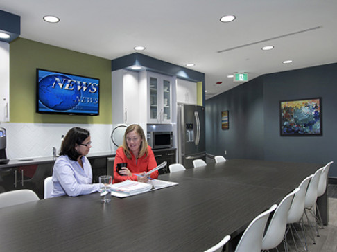 Office: Ontario, Winston Park, 2010 Winston Park Drive, Oakville, L6H 5R7