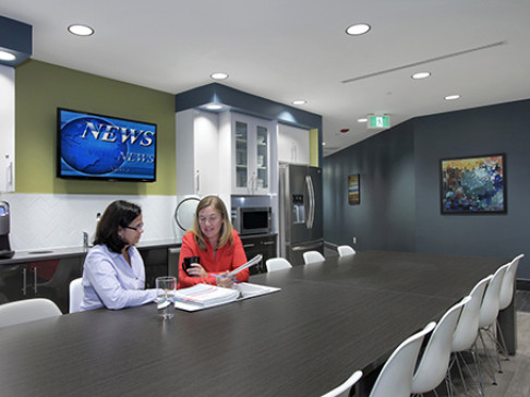 Office: Ontario, Winston Park, 2010 Winston Park Drive, Oakville, L6H 5R7