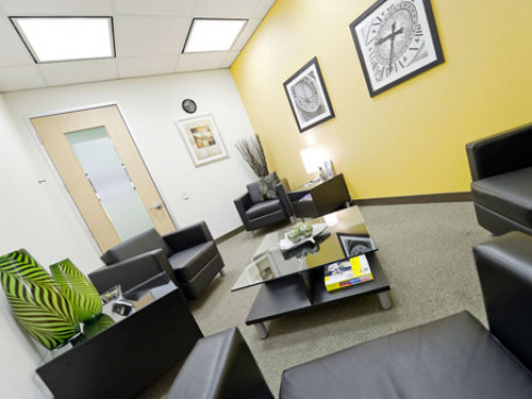 Office: Ontario, Davisville Centre, Commercial Building, Toronto, M4S 3E2