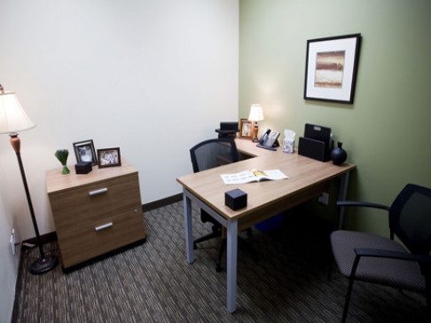 Office: Ontario, University & Dundas, 439 University Avenue, Toronto, M5G 2N8