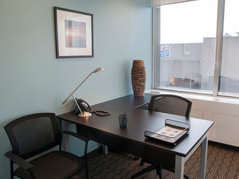 Office: Ontario, Yonge & St. Clair, 2 St. Clair Avenue West, Toronto, M4V 1L5