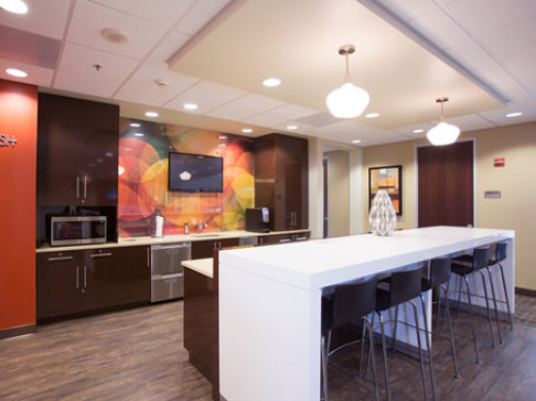 Office: Oregon, US Bancorp Tower, 111 S.W. Fifth Avenue, Portland, OR 97204