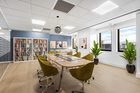 Office: Oriel House, The Quadrant, London, TW9 1DL