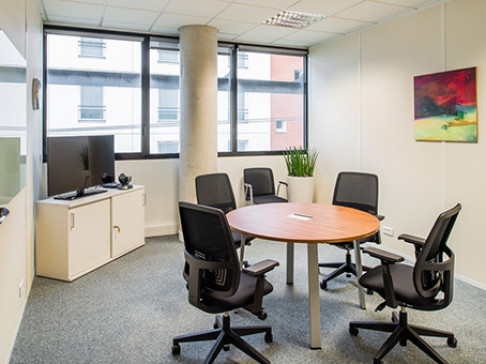 Office: Coligny, Immeuble Val de Loire, Orleans, 45000