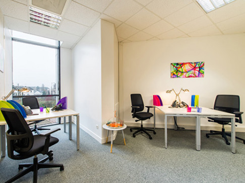 Office: Coligny, Immeuble Val de Loire, Orleans, 45000