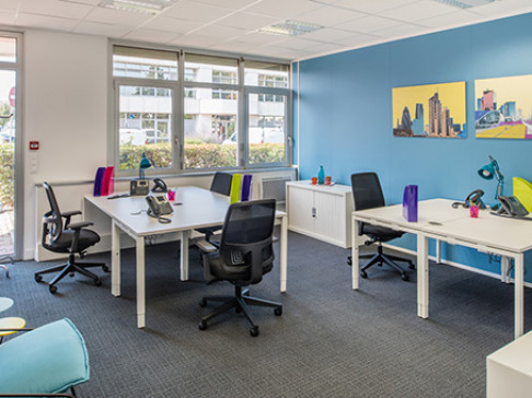 Office: tech, tech zone, Building 516, Orly, 94390
