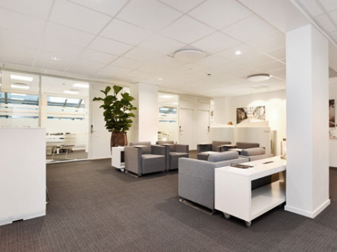 Office: Nydalen Conference Centre, 1st floor, Oslo, 484