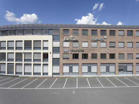 Office: Skoyen, Karenslyst all, Oslo, 278