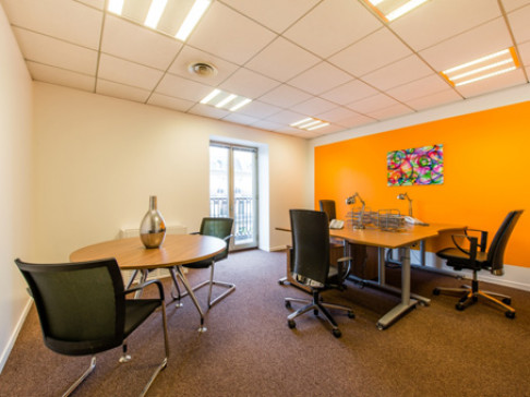 Office: Champs Elys, Rond-Point des Champs-Elys, Paris, 75008