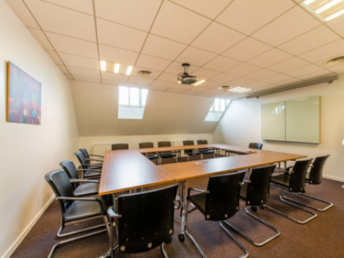 Office: Champs Elys, Rond-Point des Champs-Elys, Paris, 75008