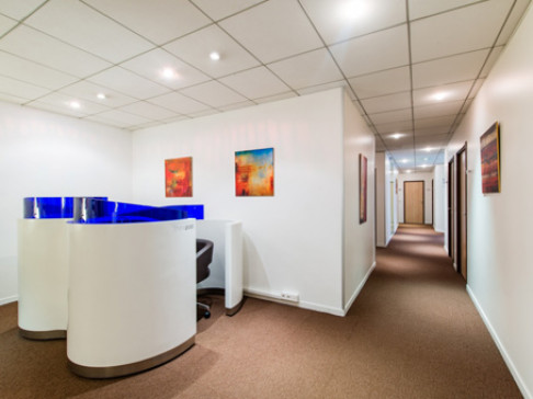 Office: Champs Elys, Rond-Point des Champs-Elys, Paris, 75008