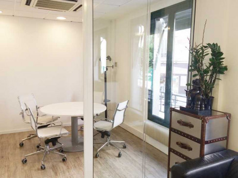 Office: Convention, Rue Desnouettes, Paris, 75015