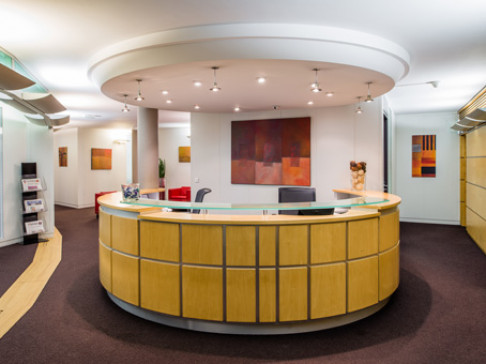 Office: Etoile, Rue Balzac, Paris, 75008