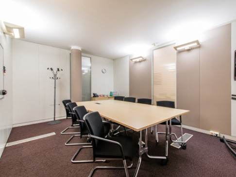 Office: Etoile, Rue Balzac, Paris, 75008
