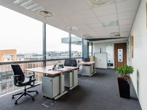 Office: Paris Issy Les Moulineaux Quai d'Issy, 13 rue Camille Desmoulins, Issy-les-Moulineaux, 92441 Cedex