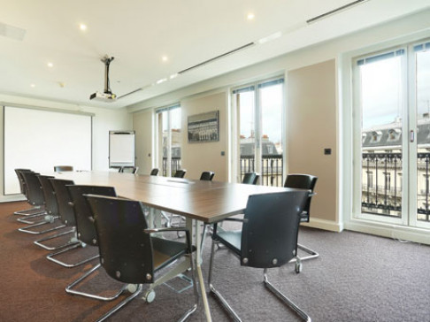 Office: Madeleine, Boulevard Malesherbes, Paris, 75008
