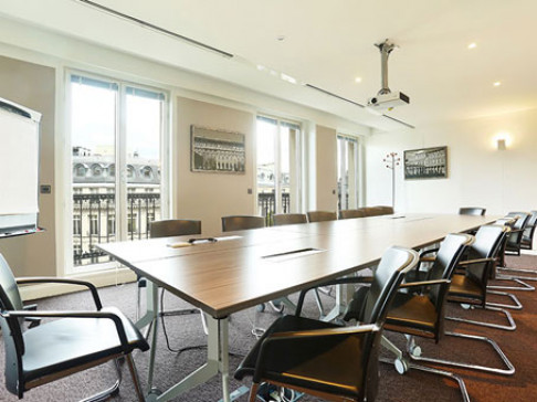 Office: Madeleine, Boulevard Malesherbes, Paris, 75008