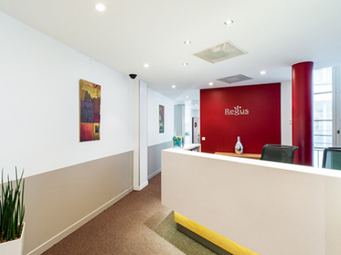 Office: Montparnasse, 140 bis, rue de Rennes, Paris, 75006