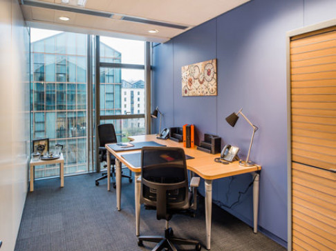 Office: Pont de Flandre, 11 rue de Cambrai, Paris, 75945