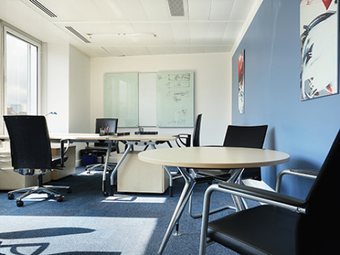 Office: Paris Pont de Neuilly, 168, avenue Charles de Gaulle, Neuilly sur Seine, 92522 Cedex