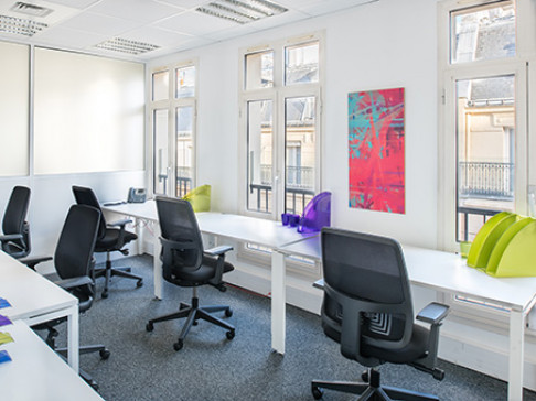 Office: R, 3B Rue Taylor, Paris, 75481 PARIS CEDEX 10