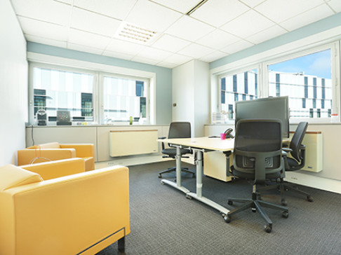Office: Le Dome, 1 Rue de la Haye, Roissy, 93290