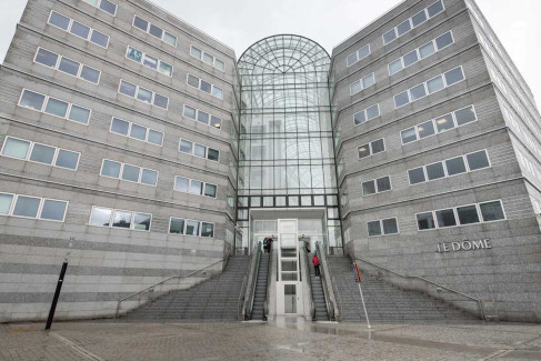 Office: Le Dome, 1 Rue de la Haye, Roissy, 93290